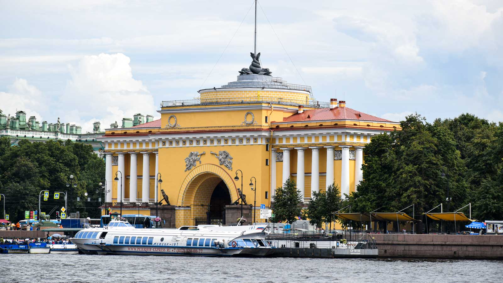 Sankt Peterburg – carska prestonica na obalama Neve